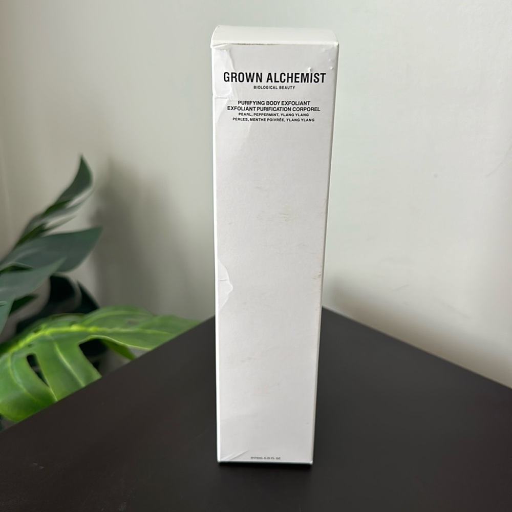 Grown Alchemist Purifying Body Exfoliant Pearl, Peppermint, Ylang Ylang